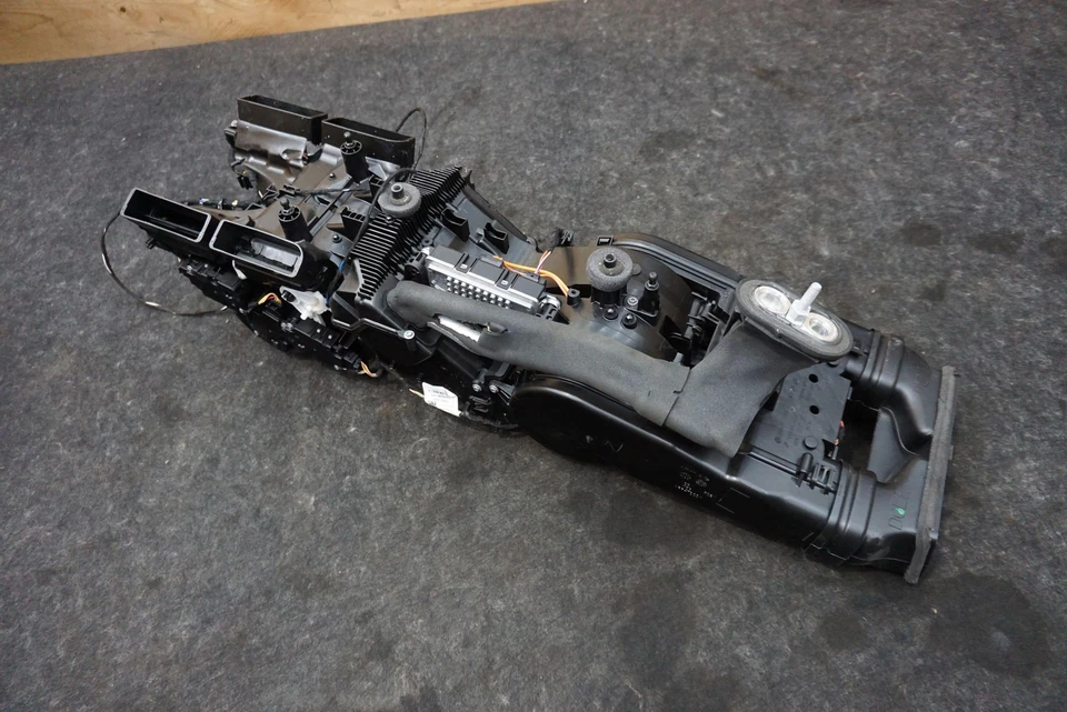 Aquecedor HVAC núcleo CA ventilador motor caixa distribuição 4M0820004 Audi Q7 4M 2017-19 - Imagem 2 de 4