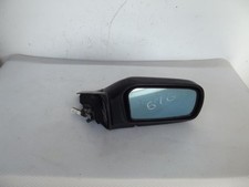 Retroviseur droit (ou coque) Mazda 626