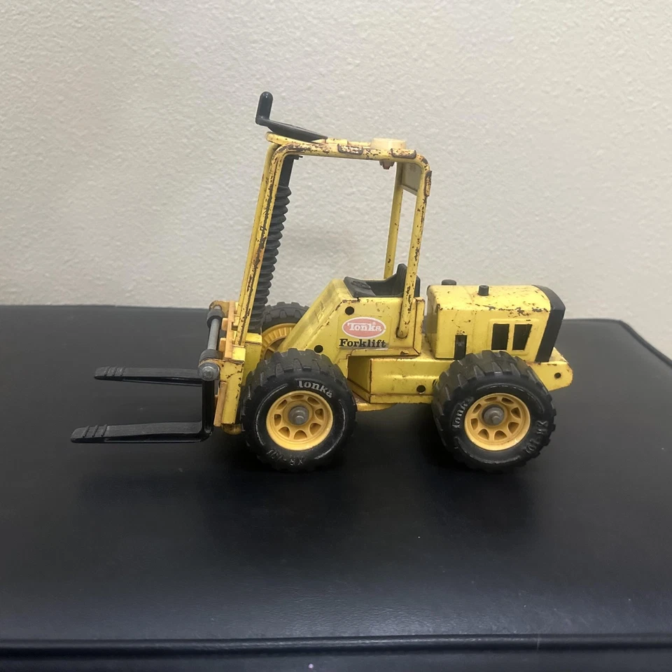 Carretilla elevadora Tonka de colección juguete fundido a presión amarillo vehículo de construcción ruedas de alta resistencia Foto 3 de 4