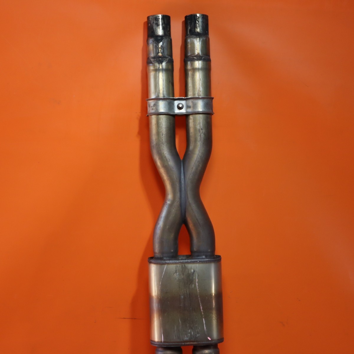 Maserati Ghibli 2017-2020 Center muffler P/N 670089092