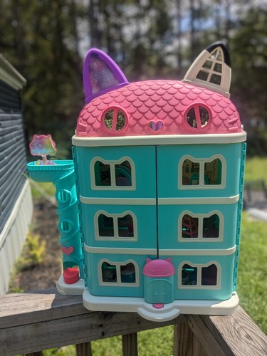 Gabby's Dollhouse Purrfect Dollhouse 2- Foot-Tall Playset Toy with Sound- TESTED - Picture 5 of 6