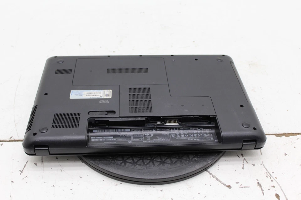 Portátil HP Compaq Presario CQ57-339WM Intel Celeron B800 2 GB de RAM - TrackPad DMG Foto 4 de 4