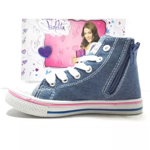 Scarpe con top rotelle di violetta