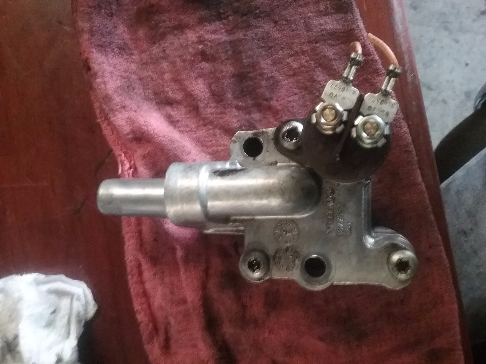 VOLVO D12 CONTROL VALVE 1677652 | eBay