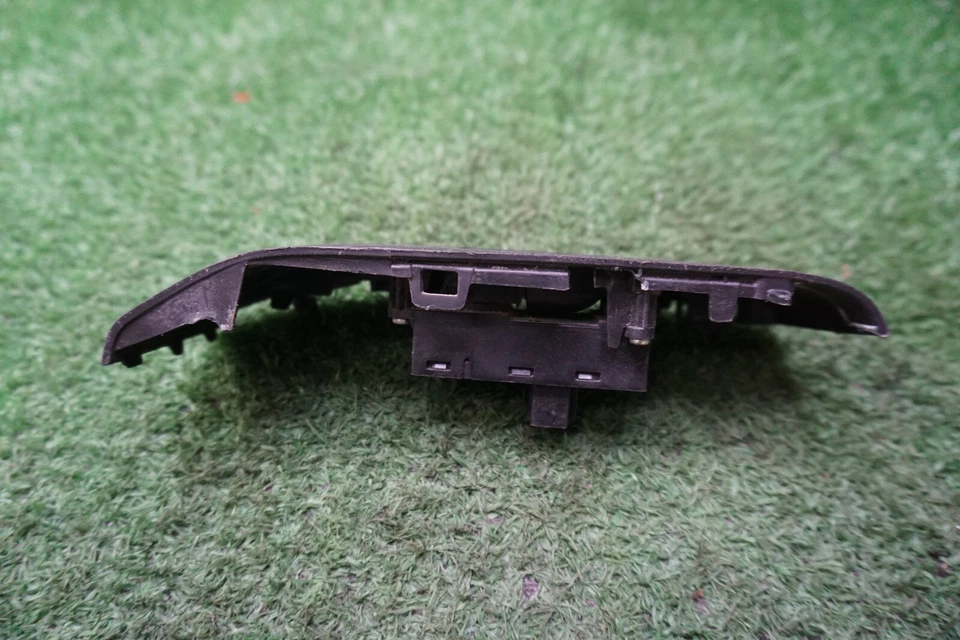 Interruptor de ventana delantera derecha Honda Fit 2009 2010 2011 2012 2013 OEM 83543TF0G0 Foto 2 de 4