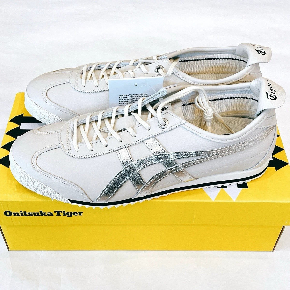 US7H Onitsuka Tiger MEXICO 66 SD BIRCH/SILVER 1183A592-200