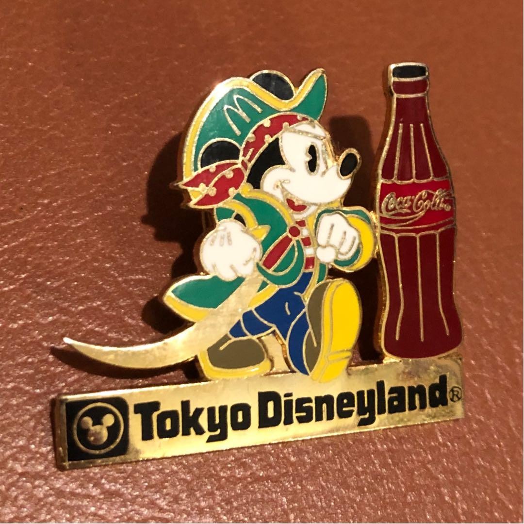 Disneyland Coca-Cola pin badge Disney