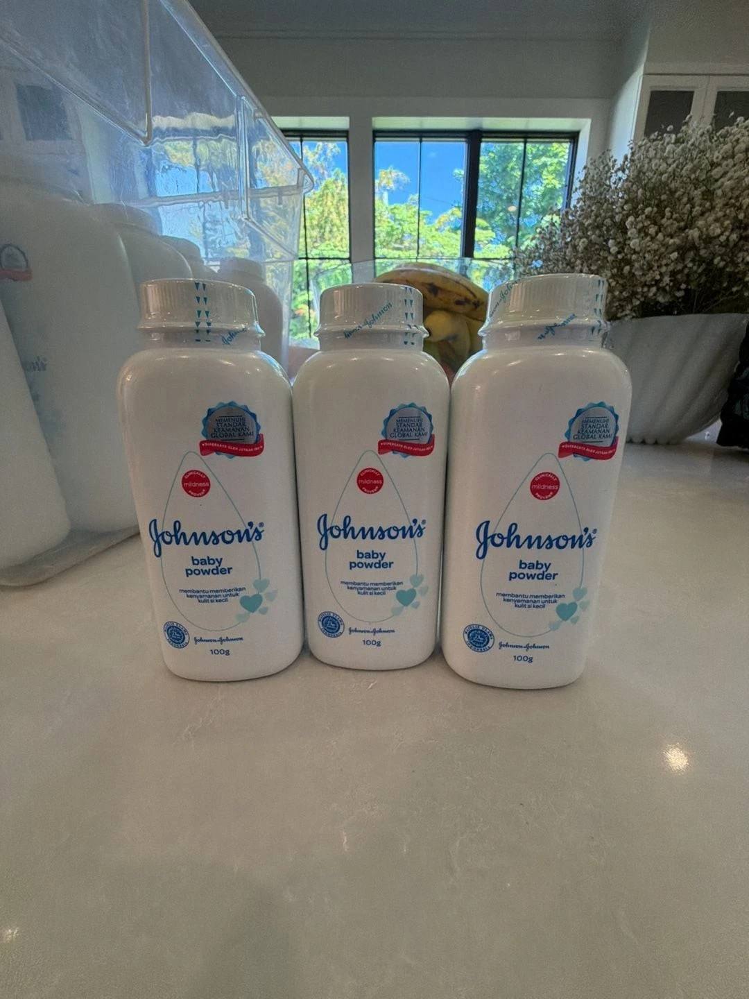 3 Pack Johnson's Baby Powder 100g travel size lot fast to ship! Sealed