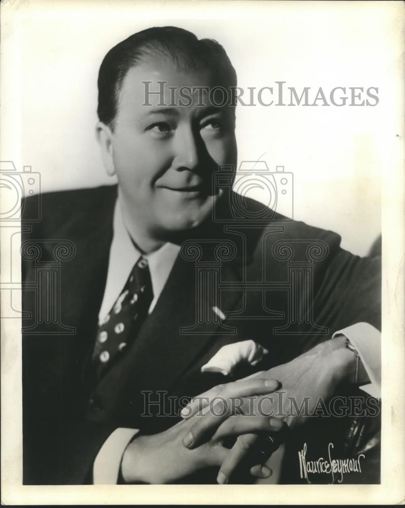 1942 Press Photo Singer John Charles Thomas - mjx46402