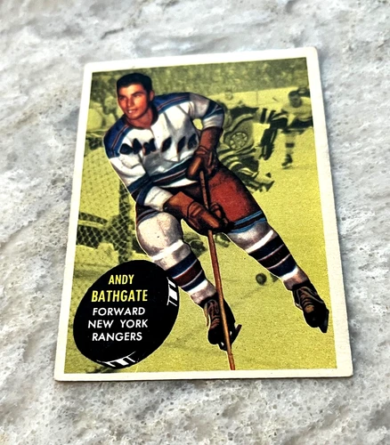 1961-62 Topps #53 Andy Bathgate HOF New York Rangers
