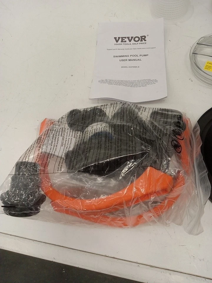 Vevor Sand Filter Pump - 3000gph - 14" *MINOR COSMETIC MARK* - Image 3 of 4