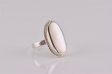 Sterling Silver Beaded Pebble Bezel Mother of Pearl Band Ring 925 Sz: 5