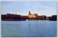Vintage Vinoy Park Hotel St Petersburg Florida Chrome Postcard D2