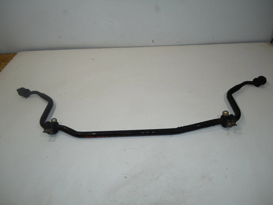 Mercedes-Benz W202 C280 1999 sedán tracción trasera barra estabilizadora delantera Foto 4 de 4