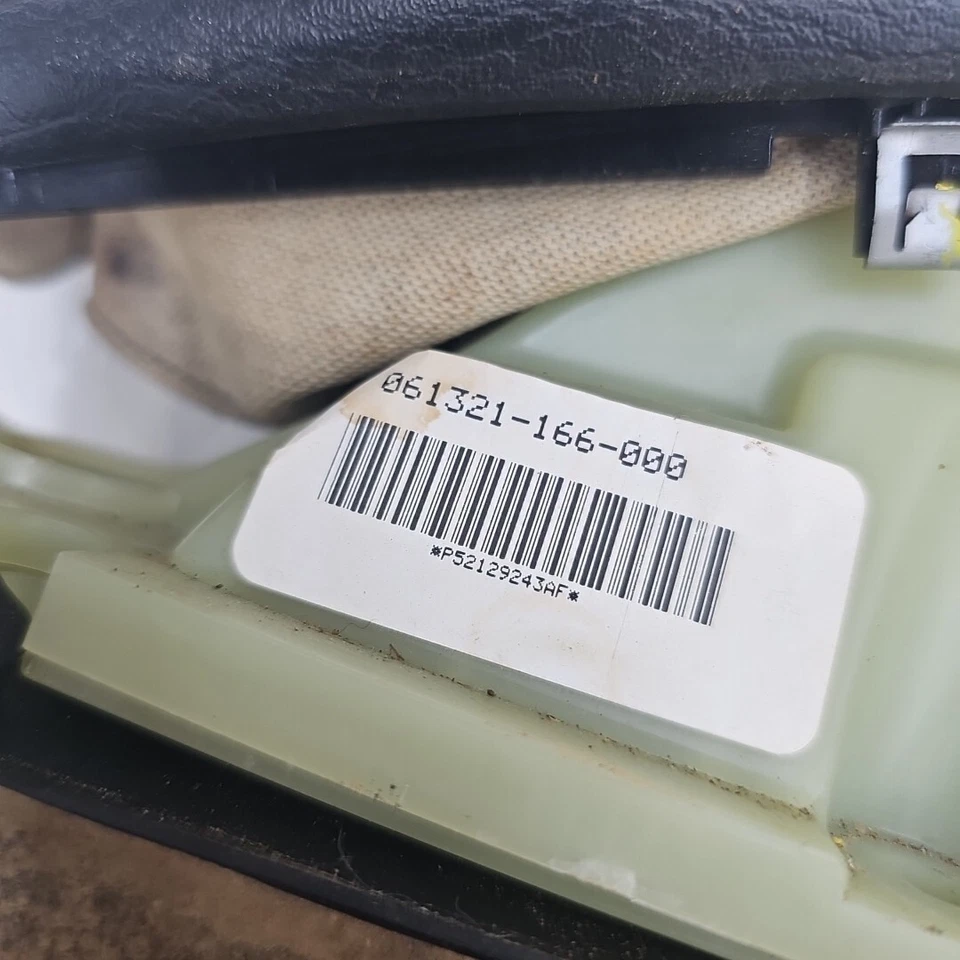 2002-2007 Jeep Liberty Diesel Transfer Case Gear Shifter Assembly OEM 52129243af - Image 2 of 4