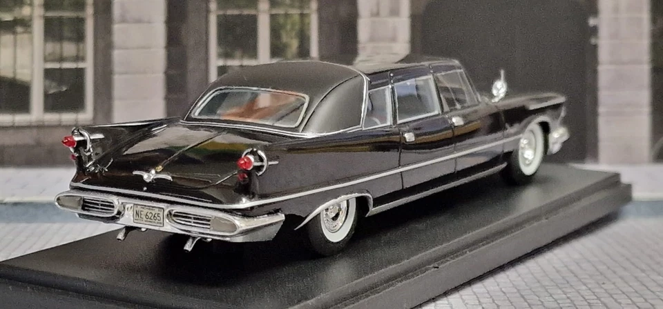 NEO SCALE MODELS 1/43 - CHRYSLER CROWN IMPERIAL GHIA LIMOUSINE 1958 - Immagine 3 di 4