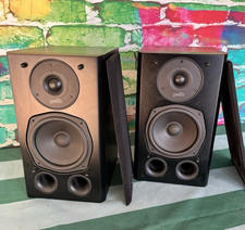 Polk Audio RT-3 2-Way Home Theater, Bookshelf Speakers w/wall brackets AMAZING 