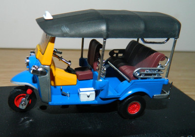 Ausgefallenes TUK TUK Diecast Modell Bangkok blau und gelb Moped Dreirad ca. 1/64