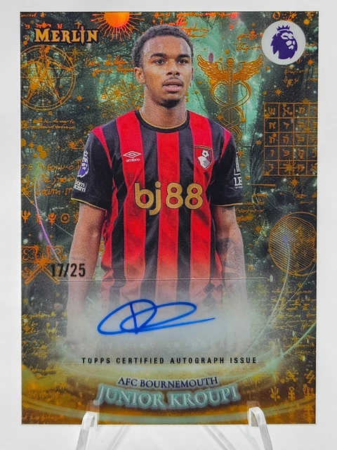 2026 Topps Merlin Premier League Junior Kroupi Orange Enchanted Pen Autogramm /25 SP