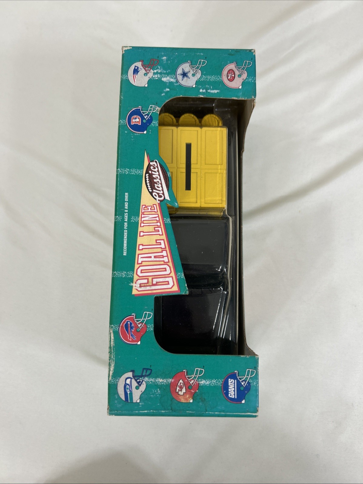 Ertl Goal Line Classics Pittsburgh Steelers Pickup Truck Die Cast Metal Bank NIB