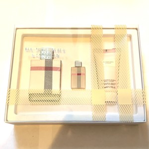 burberry mini perfume gift set