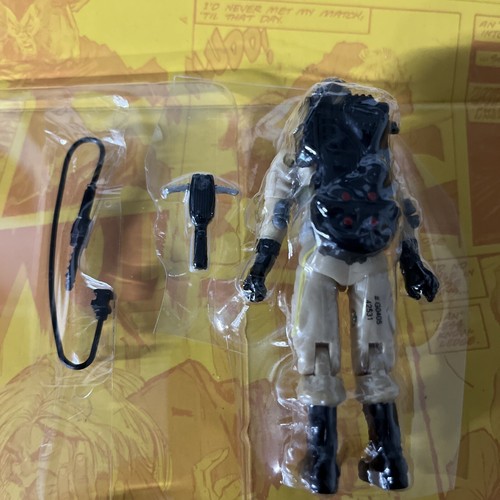 Egon Spengler Retro Hasbro Ghostbusters 4 Inch Action Figure 2024 - Picture 4 of 4
