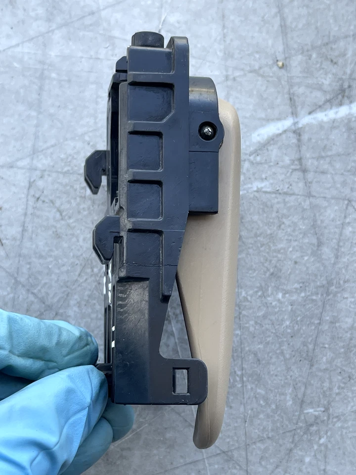 1999 NISSAN MAXIMA FRONT INTERIOR DOOR HANDLE LEFT SIDE - TAN OEM - Image 3 of 4