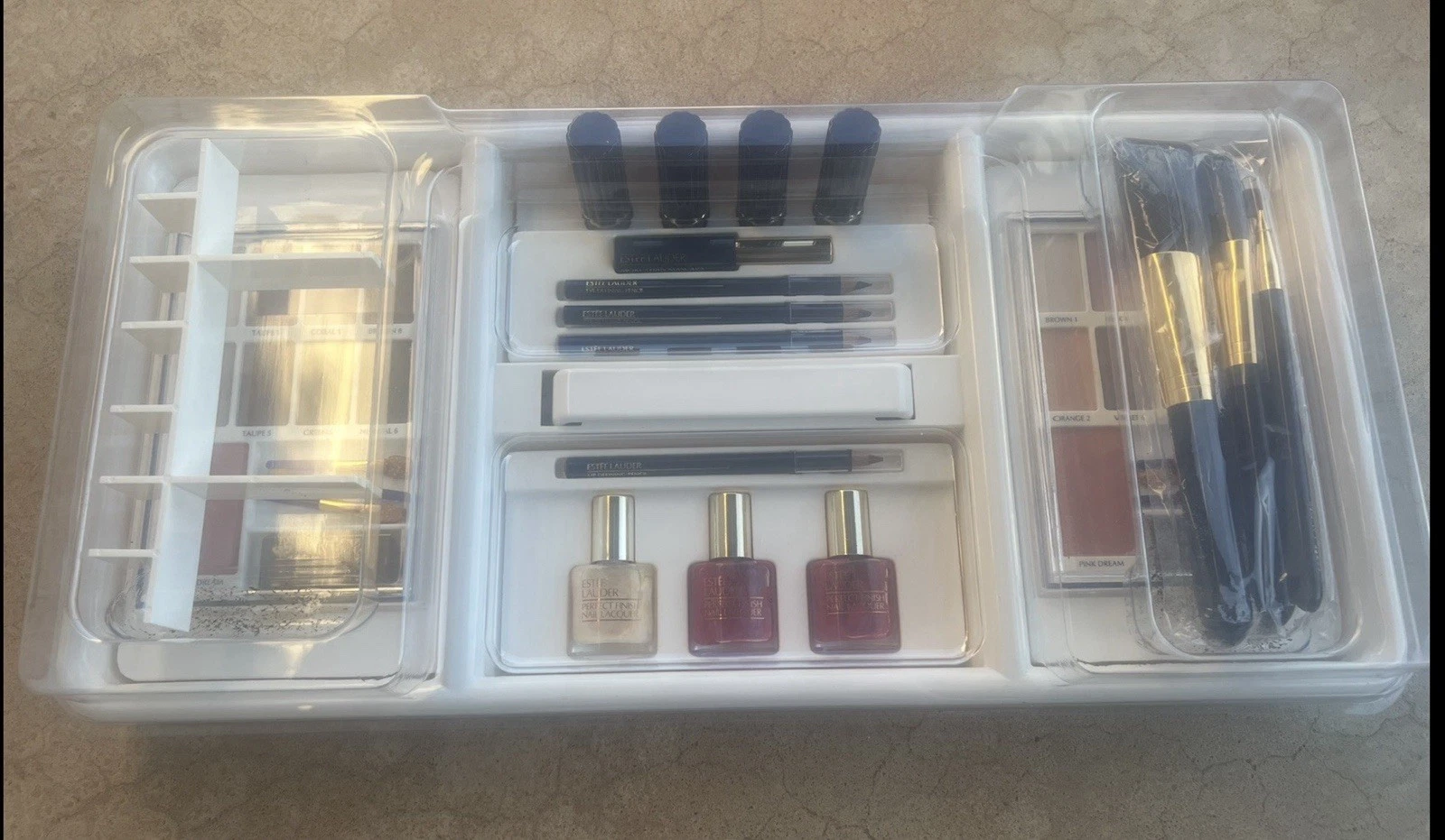 Estée Lauder Full Beauty Kit Makeup & Set Up