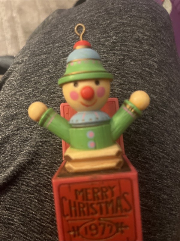 Hallmark 1977 Yesteryears Jack In the Box Christmas Ornament