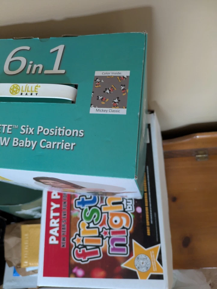 Portabebés Lille Baby Disney Mickey Mouse Completo 6 en 1 Todas las Temporadas Niños Usado en Excelente Condición Foto 2 de 4