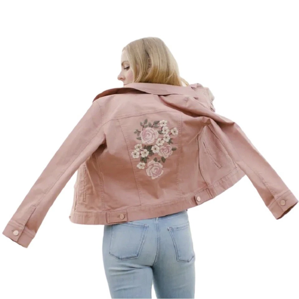 LC Lauren Conrad | Chaqueta Denim Rosa Polvorienta Jardín Niña Floral Bordada Foto 2 de 4