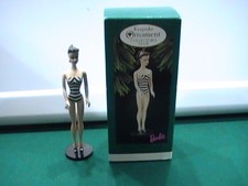 NEW 1995 HALLMARK BARBIE 1959 BRUNETTE PONYTAIL DEBUT COLLECTOR'S CLUB ORNAMENT