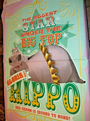 GLORIA THE HIPPO - MADAGASCAR FABRIC PANEL - 36'' X 44''