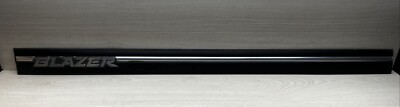 91-94 CHEVROLET BLAZER S10 LEFT DRIVER FRONT DOOR TRIM MOLDING RUBBER STRIP OEM