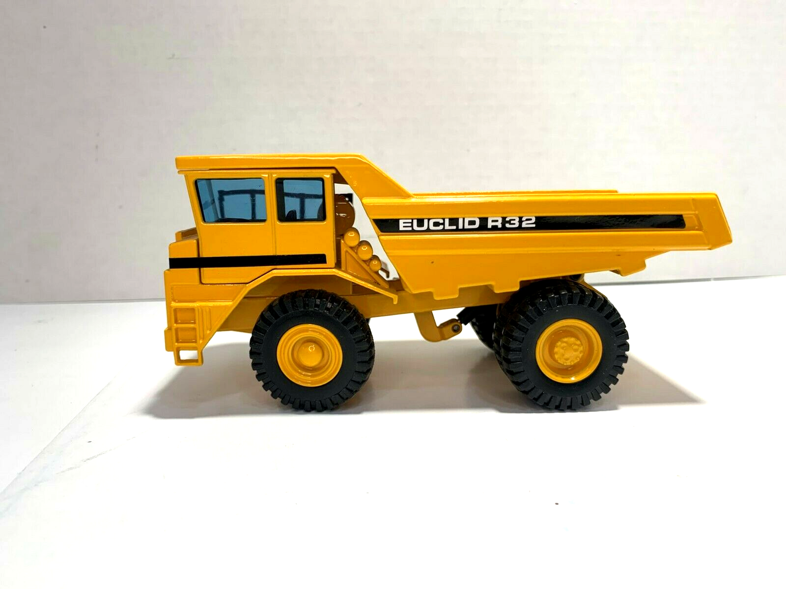 Joal Compact Euclid R32 Dump Truck Die-Cast Scale 1:50 | eBay