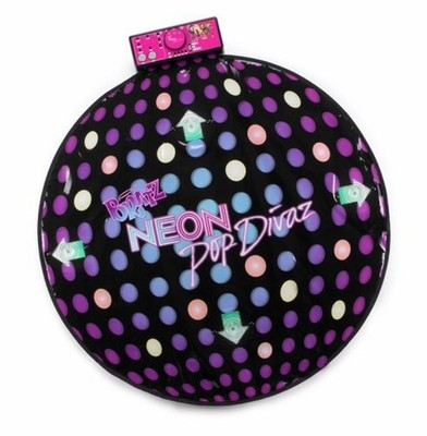MGA Bratz Neon Pop Divaz Dance Mat