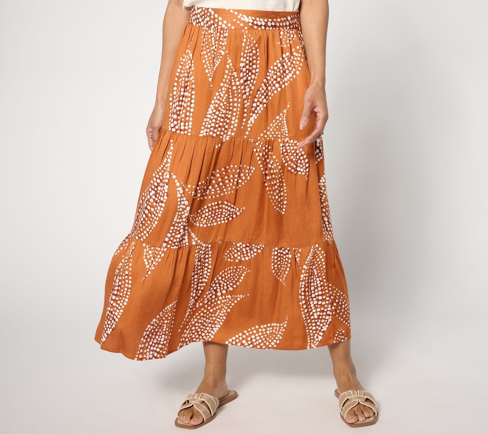 Destination 365 Women's Petite Skirt 1XP Printed Tiered Pull-On Brown A641524