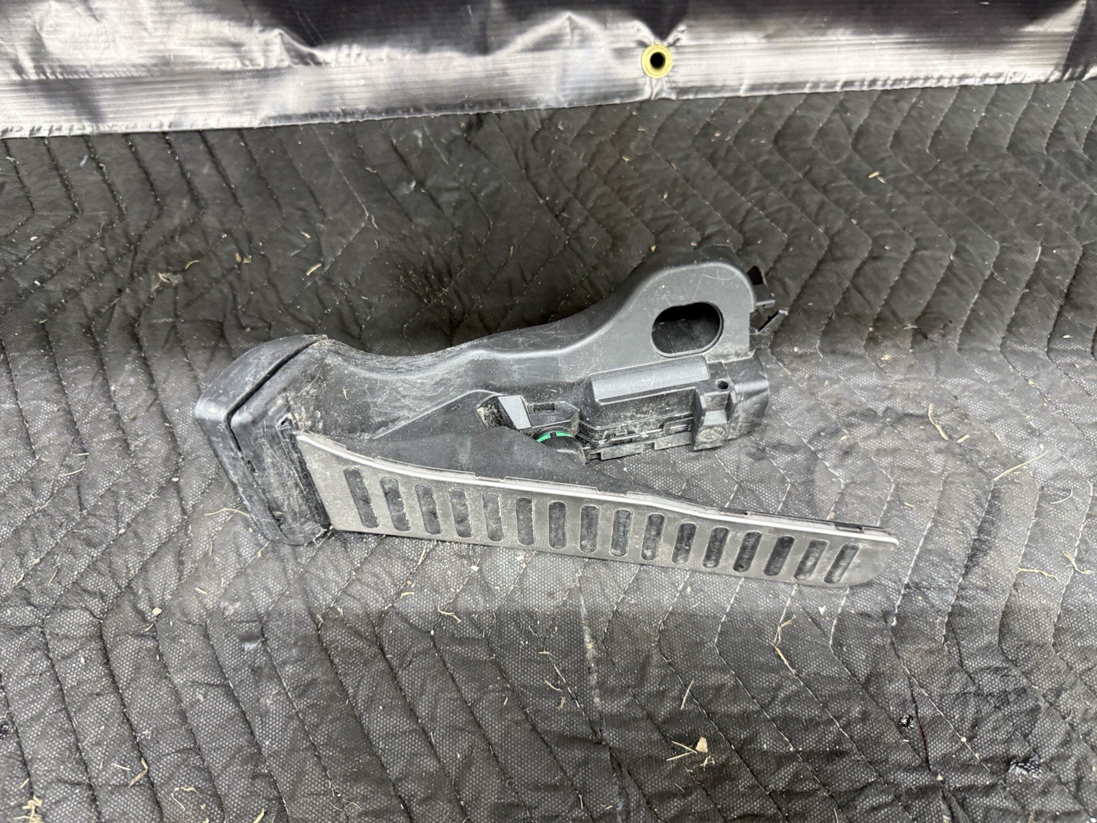 2018-2023 AUDI R8 GAS THROTTLE ACCLERATOR PEDAL TRAVEL SENSOR 1K1723503 OEM