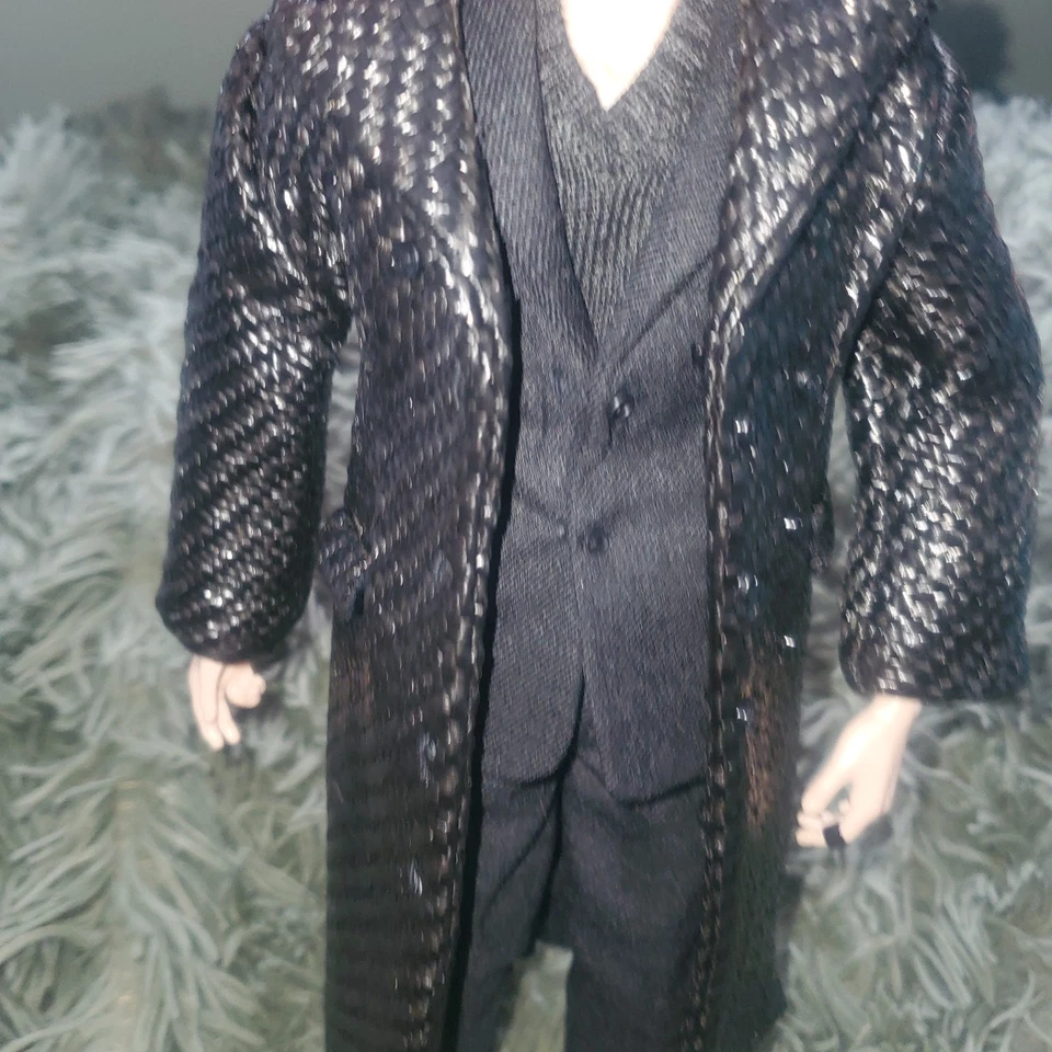 Integrity Toys BROOKLYN BOUND AUDEN ADLER Monarchs Fashion Royalty Doll OUTFIT - Image 4 of 4