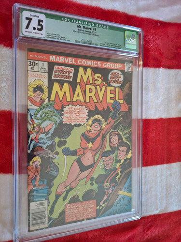 Ms. Marvel #1 (Marvel Comics January 1977)
