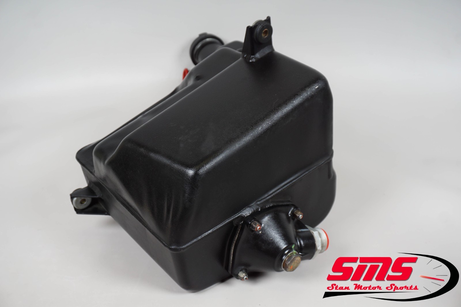02-05 Maserati Spyder Coupe 4200 M138 Engine Oil Tank OEM