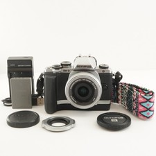 1,111 Shots OLYMPUS OM-D E-M10 14-42mm Camera Grip ECG-1 from Japan 9957