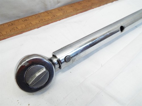 Llave de torsión tipo clic MAC Tools TW250F 150 pies libras trinquete de accionamiento 1/2" vintage - Imagen 2 de 9