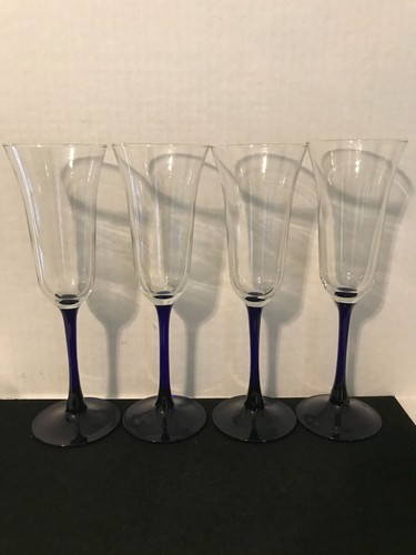 SET OF FOUR CHAMPAGNE FLUTES WITH CLEAR TOPS AND COBALT BLUE STEMS 8-½" HIGH - Picture 2 of 10