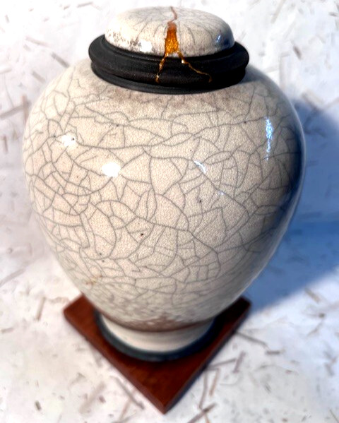 Kintsugi Raku,Lrg White/Black Crackle Vase/Urn, C. Dockins, Kintsugi Lid, Exc