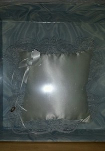 Classic Treasure Masters Ring Bearer Pillow NIB! Never Used