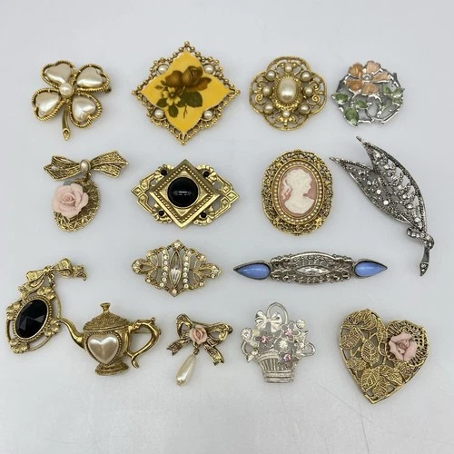 Lot of 15 Vintage 1928 BROOCH Pins Rhinestone Enamel Brooches Costume Jewelry
