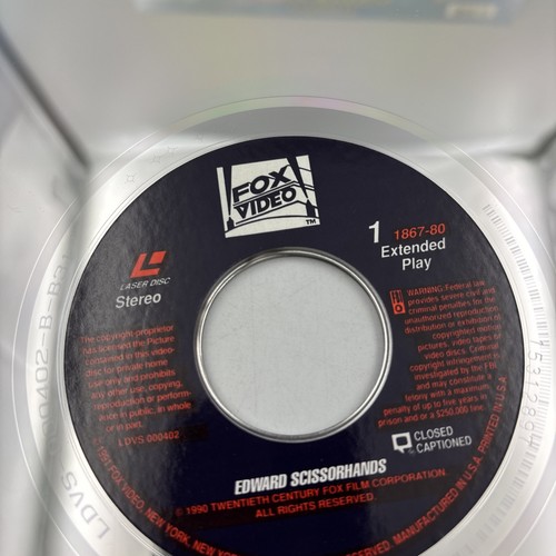 Edward Scissorhands (Laserdisc, 1990) Johnny Depp Winona Ryder Tim Burton - Picture 4 of 6