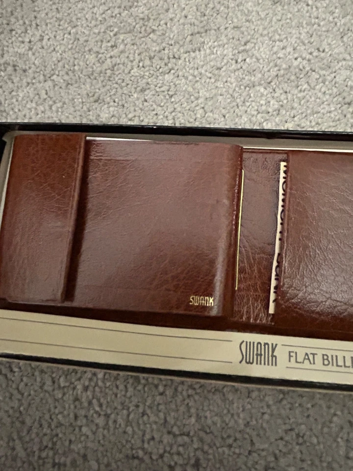 Cartera de cuero vintage NUEVA EN CAJA SWANK para hombre, billetera de pasaporte, marrón Foto 2 de 4
