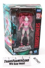 Arcee Sealed MISB MOSC Deluxe War for Cybertron - Earthrise Transformers